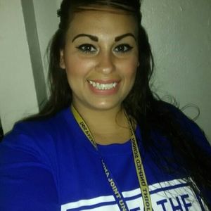 Meet your Posher, Alma